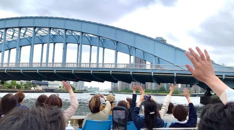 猛暑の東京観光は「歩かない」が正解!「日本橋クルーズ」と「スカイバス」で座って楽しむ夏の東京めぐり ~毎日ごきげん帖Vol.22~