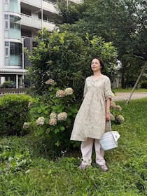 優恵のおしゃれは心意気 「シックな花柄で伺います」 Vol.30