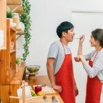 甘えんぼ男子の印象は?女性が感じる「かわいい」と「頼りない」の境界線