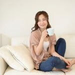 地味女子がモテる理由とは？隠れモテ要素のメリットを解説