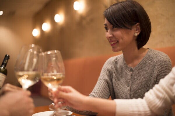 恋愛に焦らない女性が利用している出会いの場