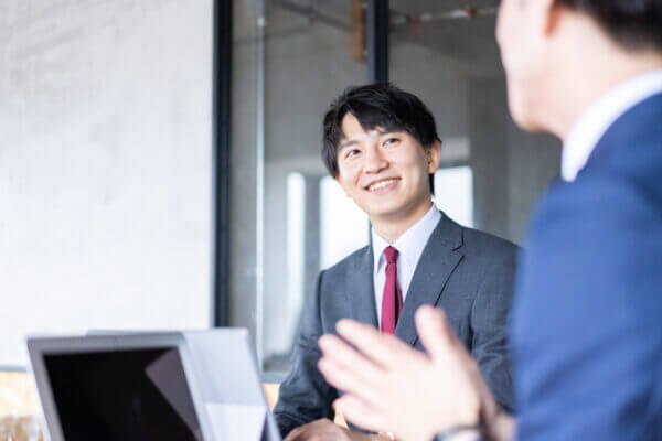 モテる男の仕草の特徴「仕事中」編