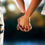 付き合う前に手をつなぐのはアリ?ナシ?女子のホンネを解説