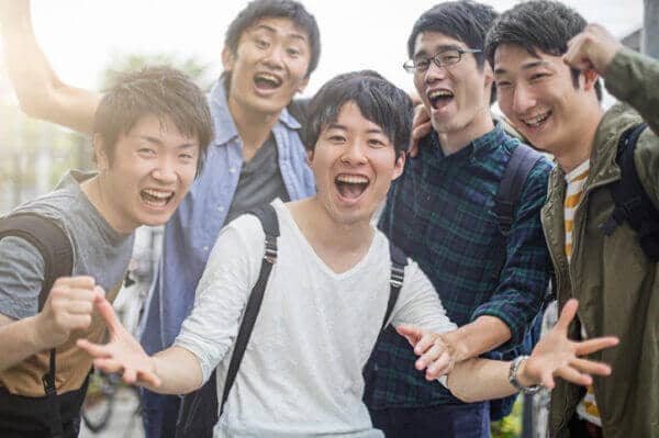 男性の脈ありサインを見逃すな！視線・会話から気持ちを読み解く