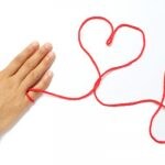 運命の出会いはどこにある？ 心がけたいことや出かけたい場所とは