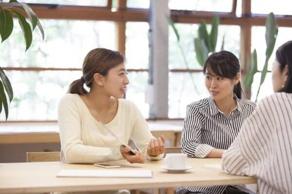 独身女性を普通ととらえる20代