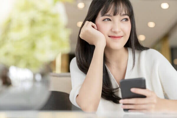 あざといと言われる人の特徴10個とは