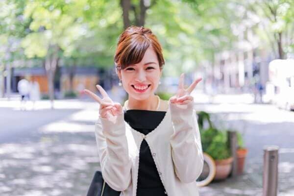 あざとい人の特徴と心理を知ろう
