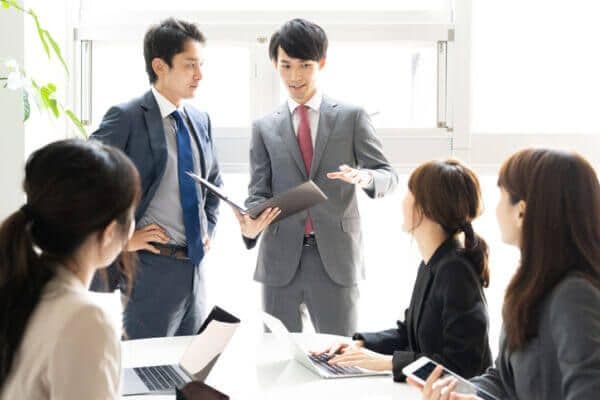 結婚したい女性が狙ってる企業はここ。モテる男が多い会社ランキング