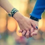 可愛くないのに選ばれる女。男性が手放さない理由