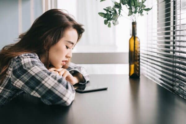 好きすぎて辛いときのNG行動
