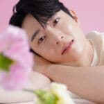 片思い中の男性心理。好きなときに取る行動とは