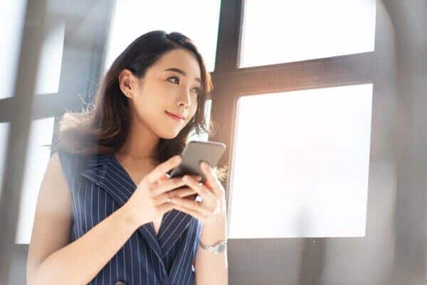 お礼のメールを送る
