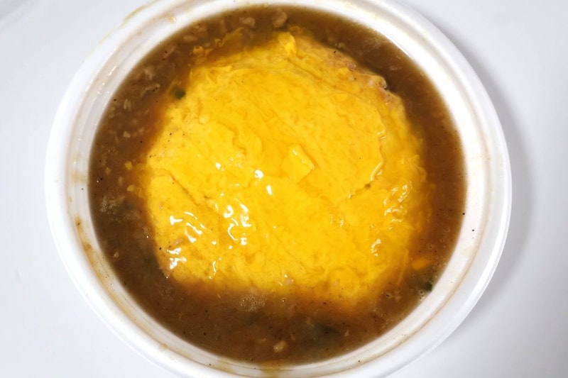 お月様イメージの美しいビジュアル