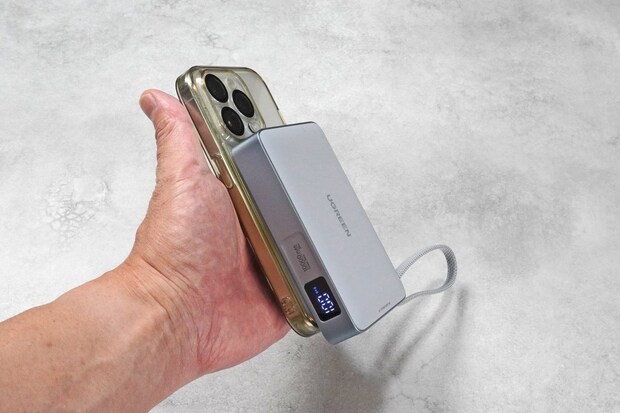 UGREEN MagFlow マグネット式モバイルバッテリー 10000mAh 25W
