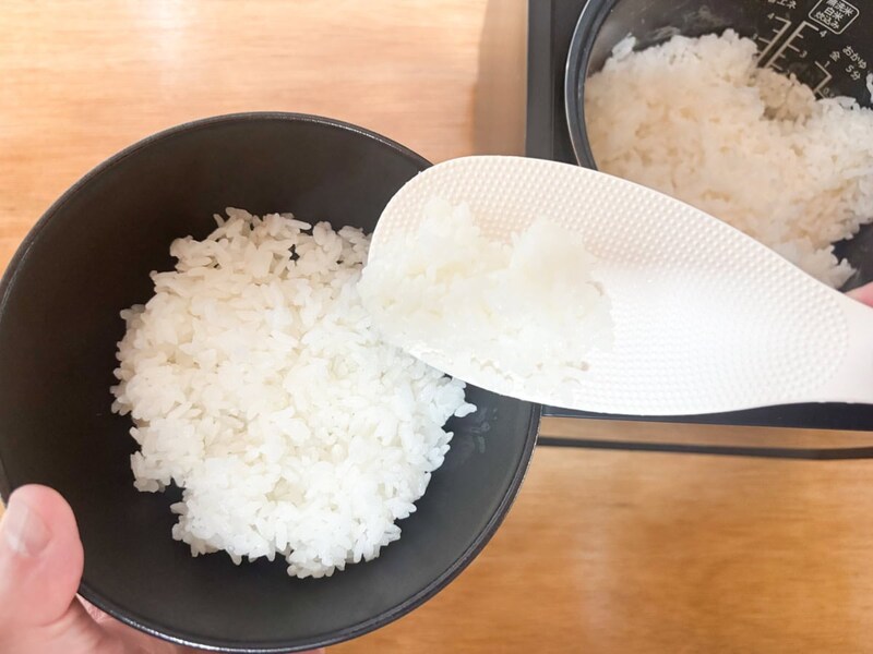 「オリジンのおかず」シリーズは、ご飯を炊くだけで外食気分を味わえる本格テイストのトッピング具材です