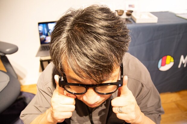 音声コマンドだけで通話、メモ、音楽再生などが可能