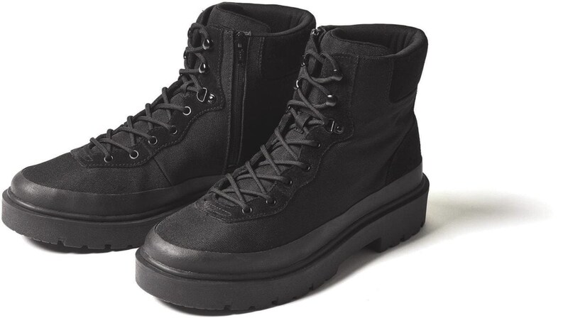 ユニクロ :シー レースアップブーツ