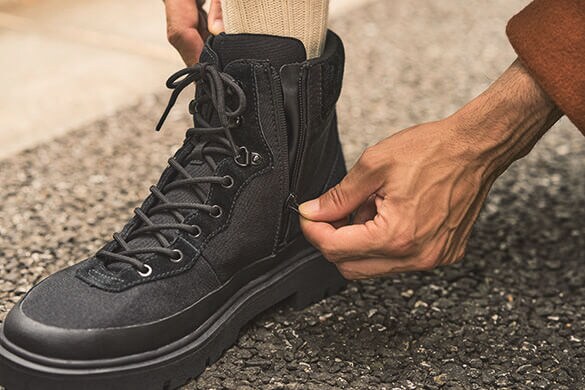 内側のジッパーで着脱が簡単