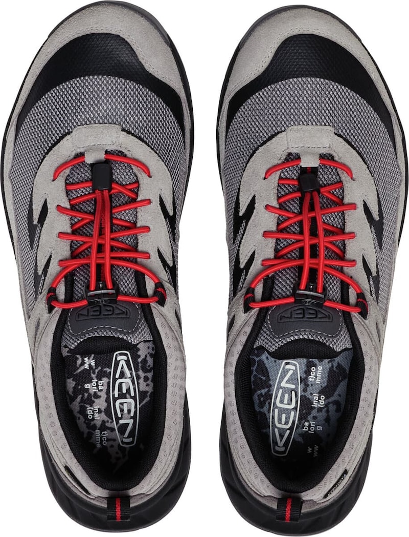 キーン独⾃の3層防水透湿素材「キーン・ドライ」を搭載した全天候型ハイブリットシューズ