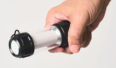 懐中電灯としても使用できる