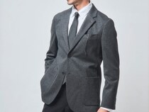 【全身ユニクロ】シャツはカスタムオーダーも？出張も商談もOK！コスパ最強“キレイめコーデ”が完成