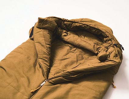 首周りを温かく、優しく包むサーマルカラー