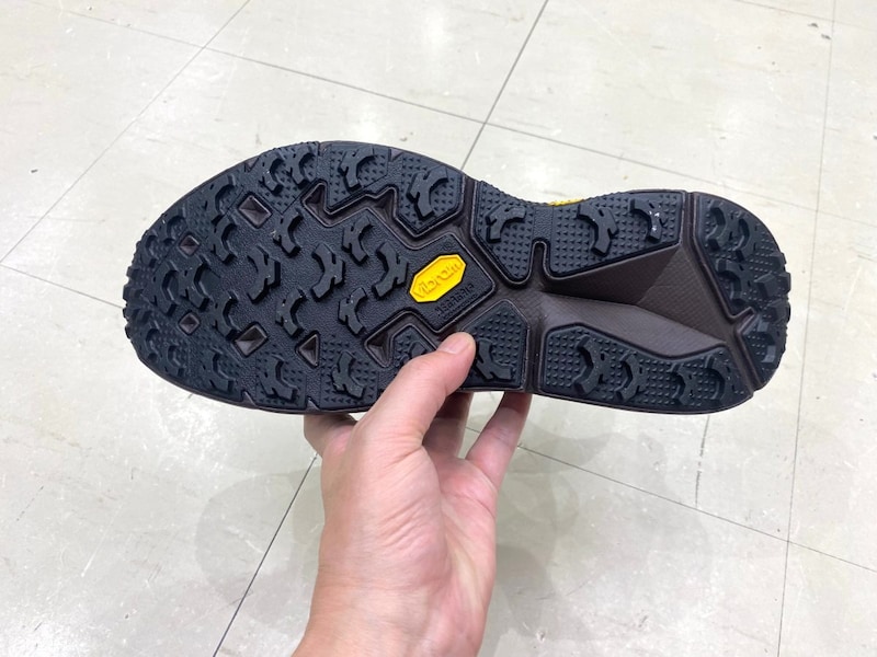 HOKA SPEEDGOAT 2 UNNA