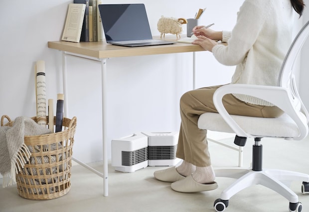 温風を片面だけでなく、両面やワイド、スポットなど用途に合わせて送風の方向を変えることができる