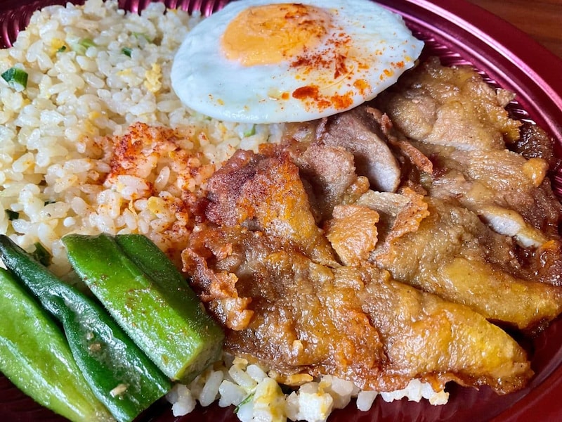 成城石井自家製 台湾風排骨（パイコー）レタス炒飯