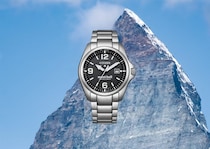 「プロマスター史上最強？」待望の“モンベル”コラボ新作はスーパーチタニウム採用の端正な3針エコ・ドライブ！