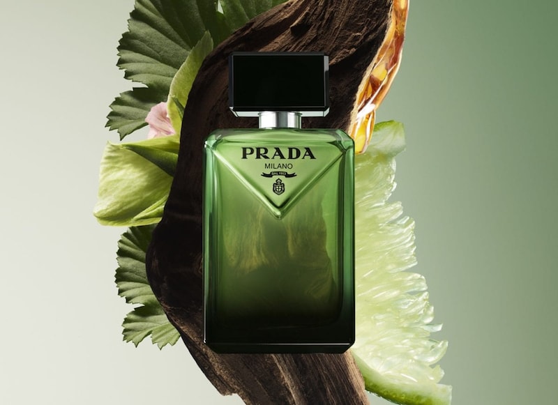 プラダ ビューティ パラダイム オーデパルファム 100mL ¥28,490(税込み)