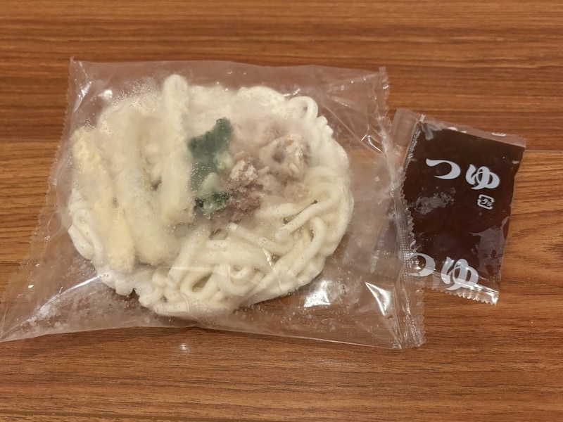 テーブルマーク　肉ごぼう天うどん