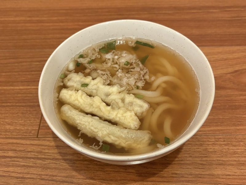 スティック状にした国産ごぼう天が3本トッピングされていた！