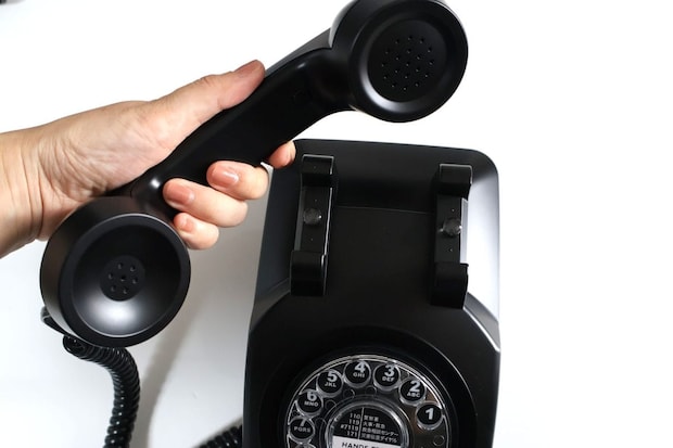 受話器を持ち上げた時のプープー音もいい