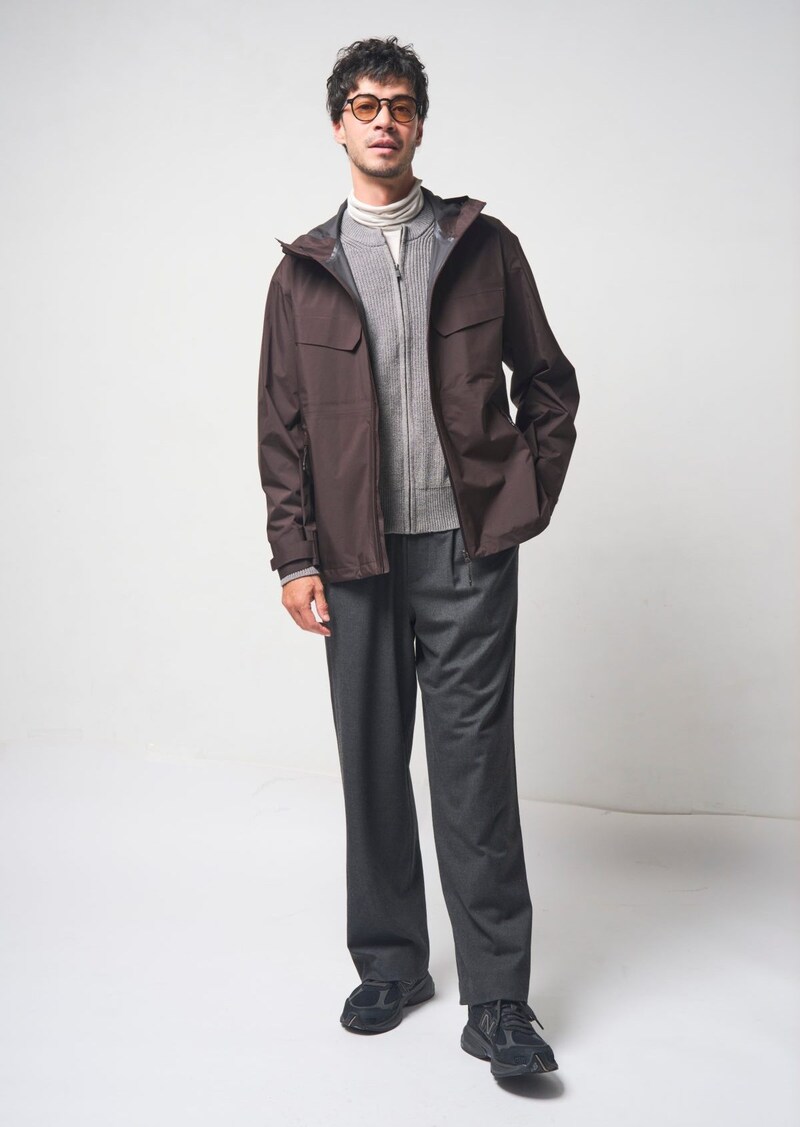 大人ムードのシルエット