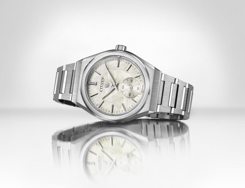 ザ・シチズン「30周年記念限定モデル NC0201-54A」¥715,000/⾃動巻+手巻/40.0㎜径/5気圧防水/世界限定300本/12月11日発売予定(特定店限定)