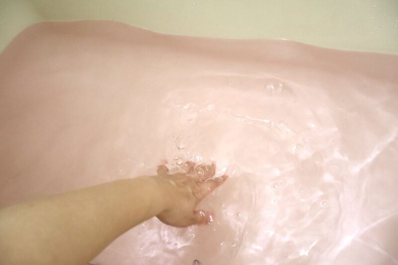 しっかり手で混ぜましょう