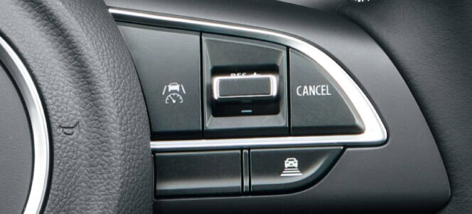 アダプティブクルーズコントロールを搭載。4速AT車は全車速追従機能付きとなる