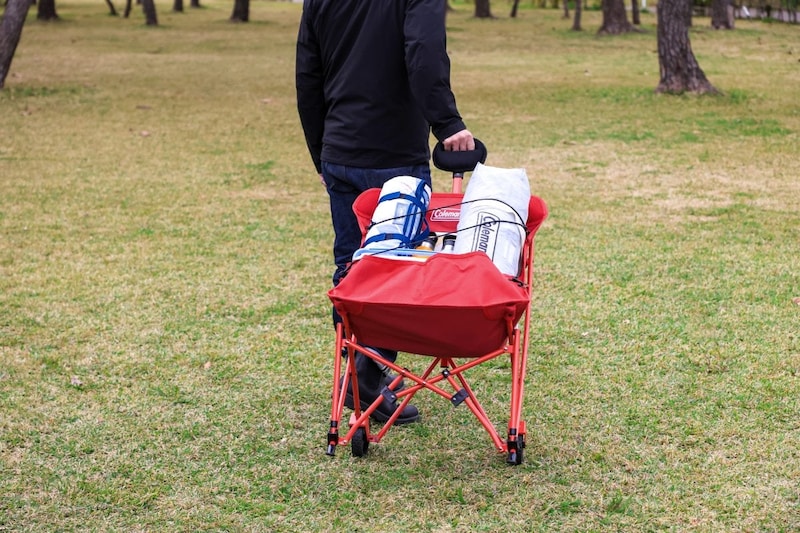 ワンマイルチェア 「荷物を載せてコロコロ運ぶ」