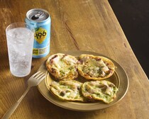 「アレンジ無限大の激ウマつまみ」レモンサワーとの相性がハンパない！高円寺メタルめし直伝の肉つまみ“お前のギョーピザ”がマジサイコー！