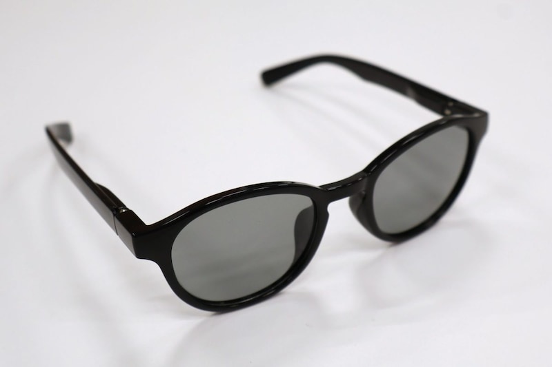 「コンビニエンスサングラス」