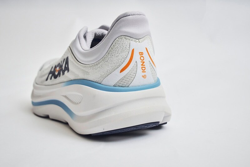 履き口周りの設計も一新