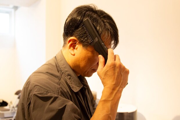 高温になるコームのピンが直接頭皮にあたりにくい設計