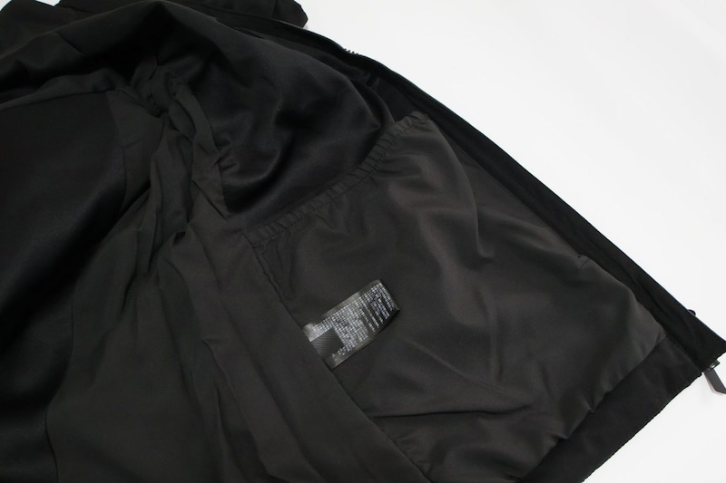 内ポケット付き