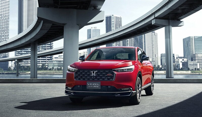【待望の“RS”】ホンダ人気SUV・ヴェゼルに新型「e:HEV RS」が登場！専用チューニングで爽快な走りを追求＆4WDも設定