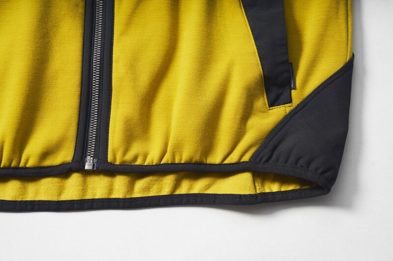 裾も身体に優しくフィットするので冷気が入りにくい