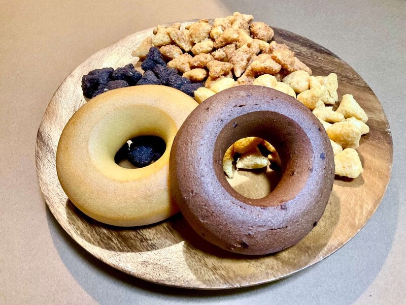 【我慢しないおやつ革命!?】話題の豆スイーツ「ZENB」の新作は“ザクっとスナック”と“もちもちドーナツ”！5種全部を正直レビュー