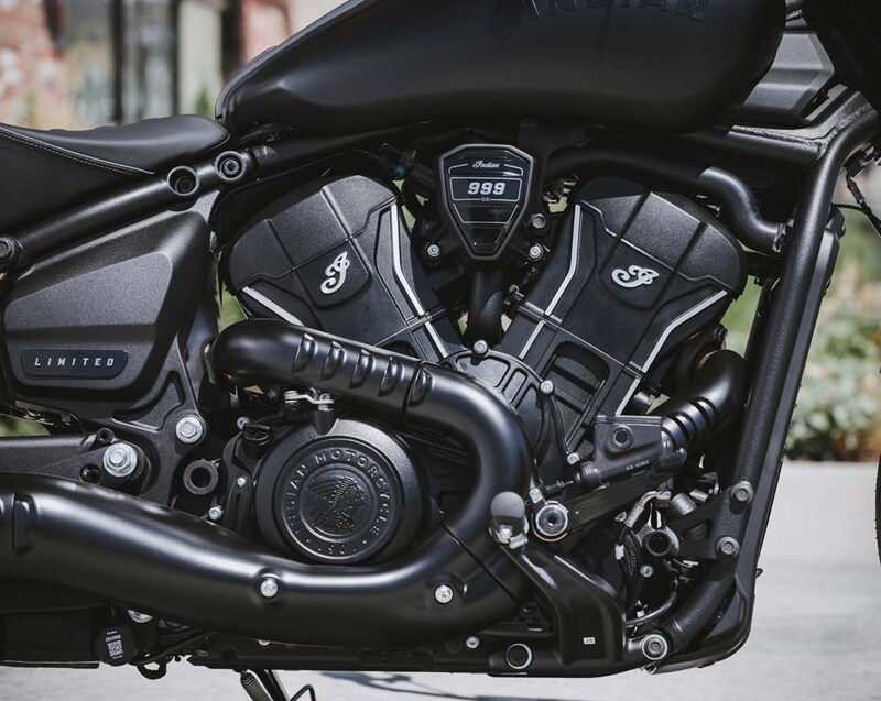 力強い走りを楽しめるスピードプラス999ccエンジンを搭載