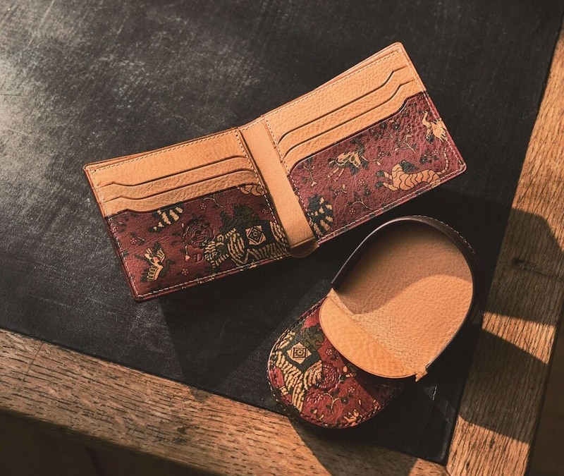 ガンゾ×ドレイクス 純札入れ ￥38,500 馬蹄小銭入れ ￥26,400